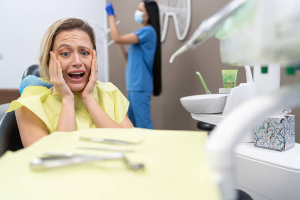 Best Holiday Emergency Dentist in Bakersfield Country Clu, CA